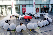 ライフタイム製バスケットゴールイベント使用例『bj リーグ2011-2012 シーズンオールスターゲームin 埼玉』プレイベント画像。LT-90089